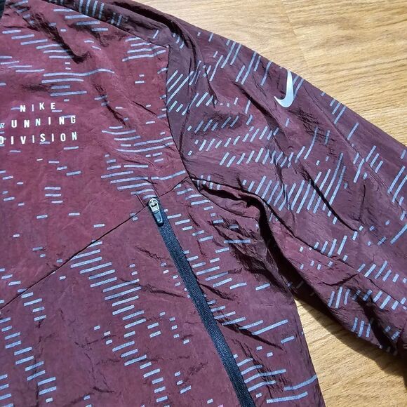 Nike Therma-FIT Repel Reversible Jacket Run Division M Red White DM4626-652 New - Picture 10 of 16